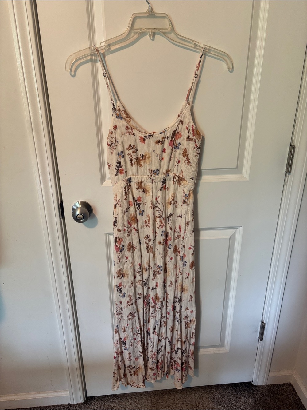 Abercrombie & Fitch Cream Floral Spaghetti-Strap Maxi Dress - Picture 3 of 4